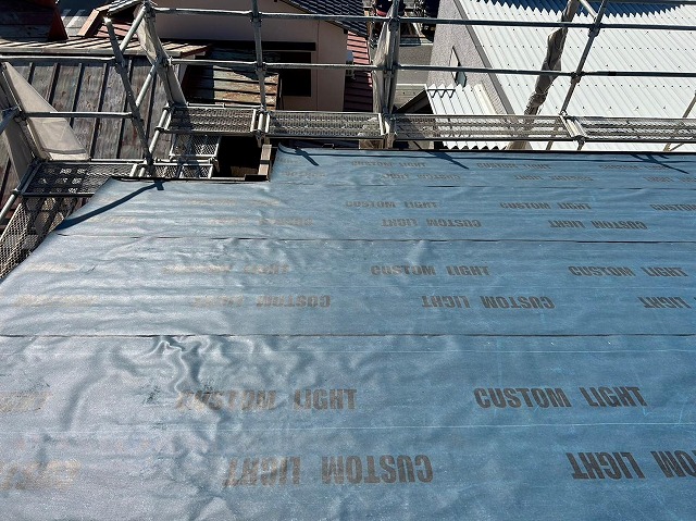 甲府市　屋根カバー工法